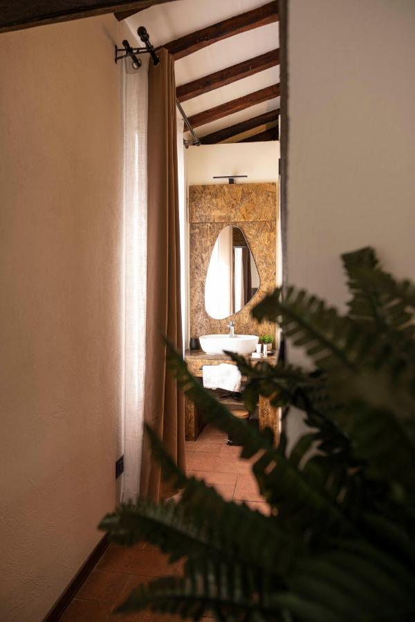 Maison Chanely Calcata Esterno foto